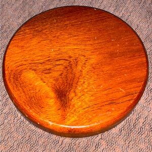 Varnished Teak round block